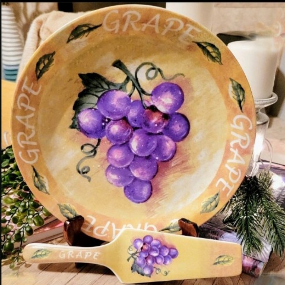 Vintage WCL Cake Plate with server, Shabby Chic.
